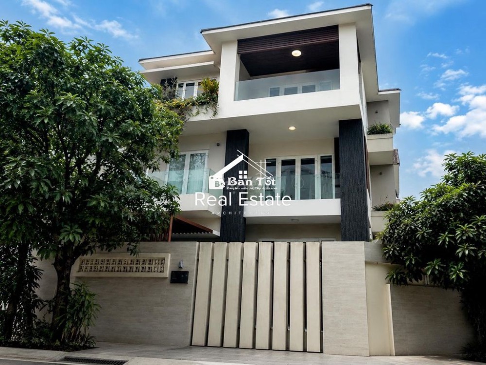 Cho Thuê Nhà Lam Sơn, P.2, Q.Tân Bình, DT: 12x20m, 1 trệt 2 lầu