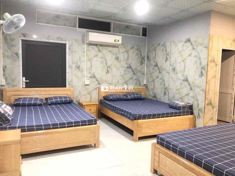 Cần vốn bán gấp Nhà nghỉ Trường Phúc tại đảo Hòn Sơn chính chủ