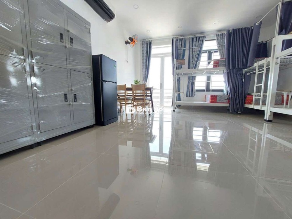 Ký túc xá thoáng mát 43 Vườn Lài, giá 1tr5/Người/tháng